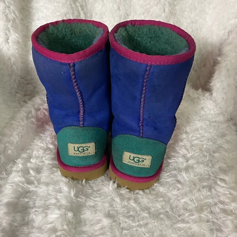 UGG Australia  youth Tri color block hot pink,teal green and purple Size…